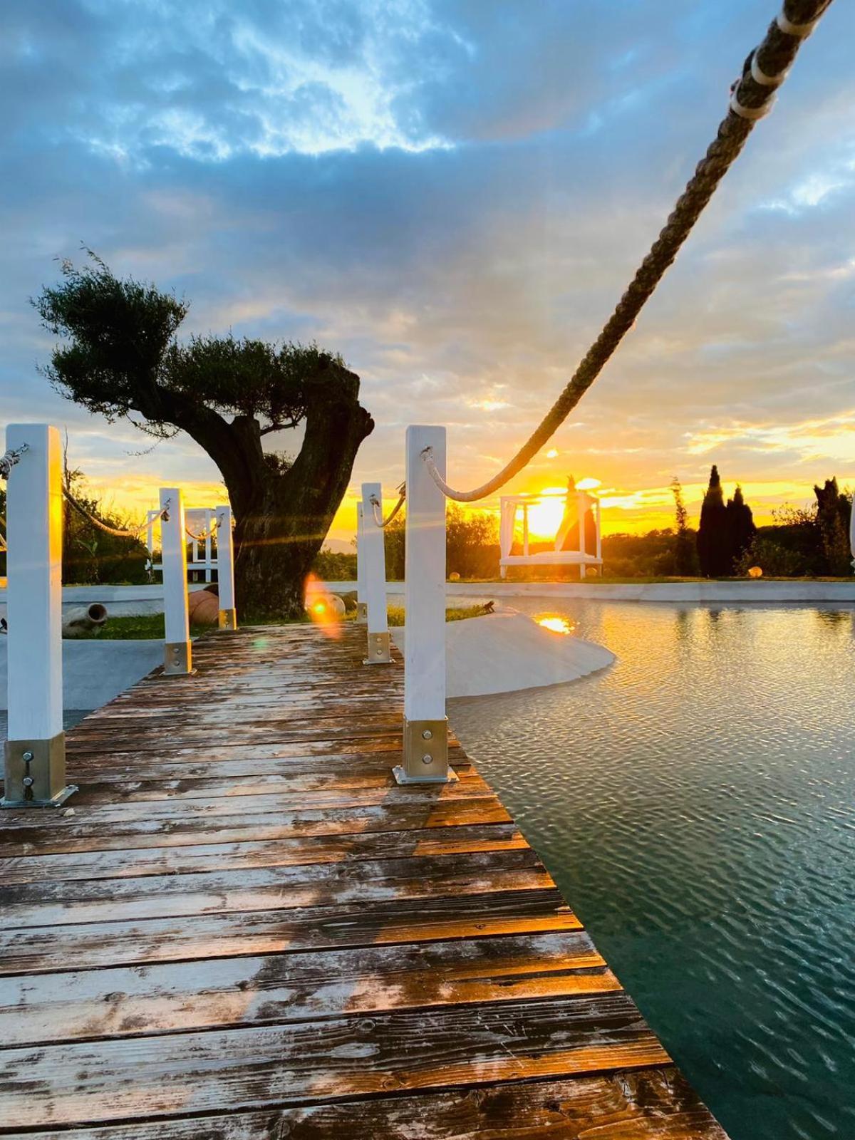 Agriturismo Cerrosughero Канино Экстерьер фото