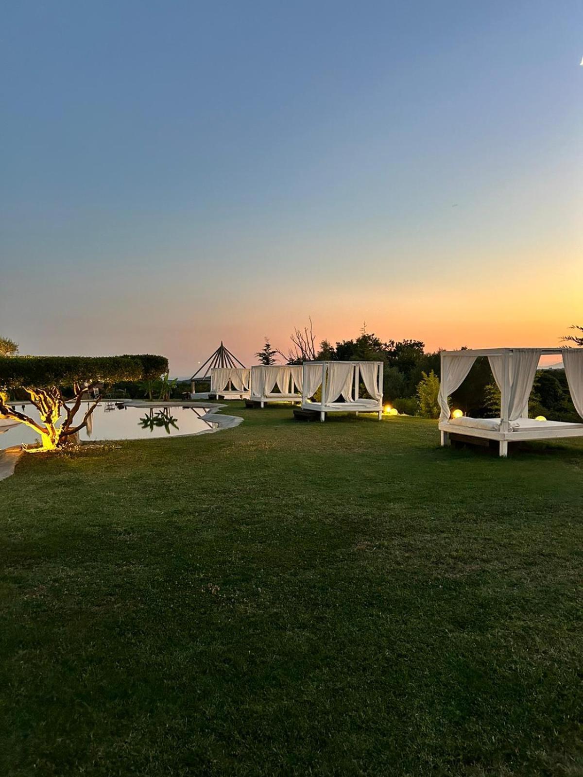 Agriturismo Cerrosughero Канино Экстерьер фото