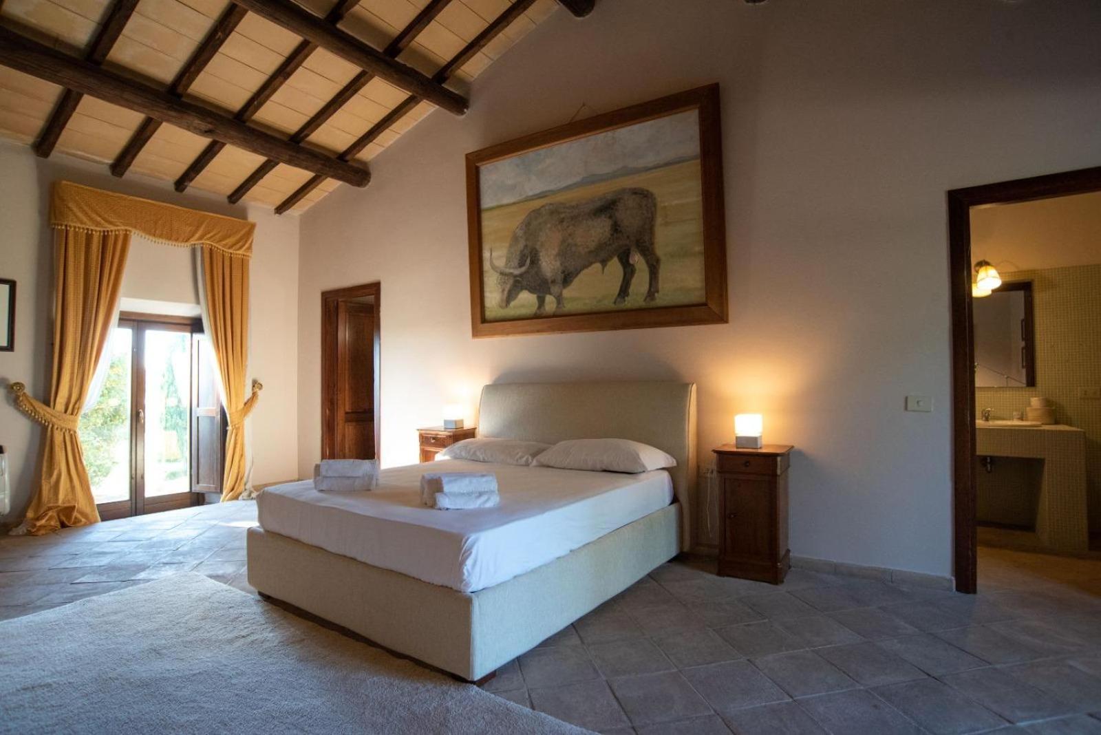 Agriturismo Cerrosughero Канино Экстерьер фото