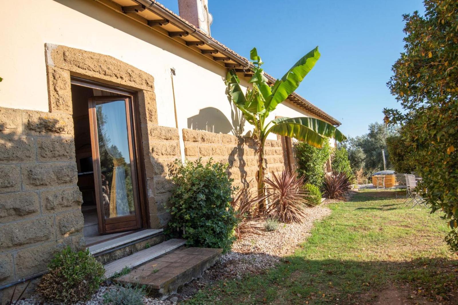 Agriturismo Cerrosughero Канино Экстерьер фото